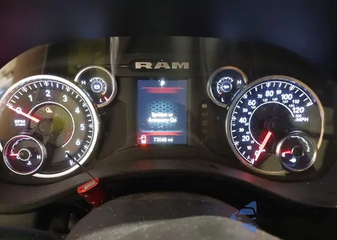 2019 Ram 1500 Big Horn/Lone Star 4X4 5'7 Box из США, поврежденный, VIN 1C6SRFFT7KN913659